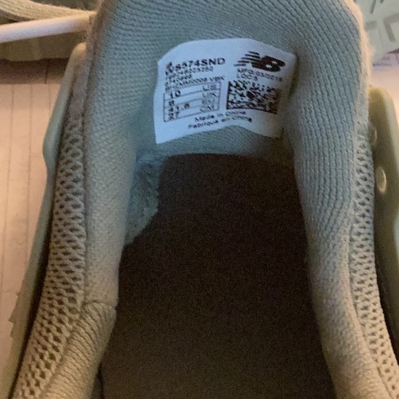 New Balance beautiful green shoes Size 10 - Picture 5 of 5